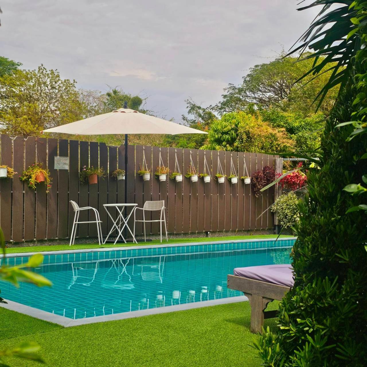 Sawasdee​ Buriram​ Resort Exterior foto